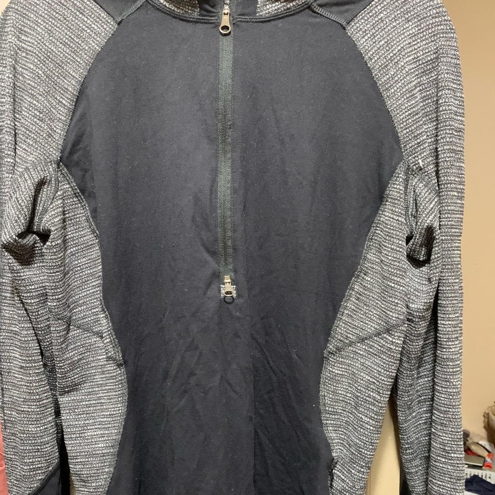 Lululemon quarter-zip. Medium/light weight